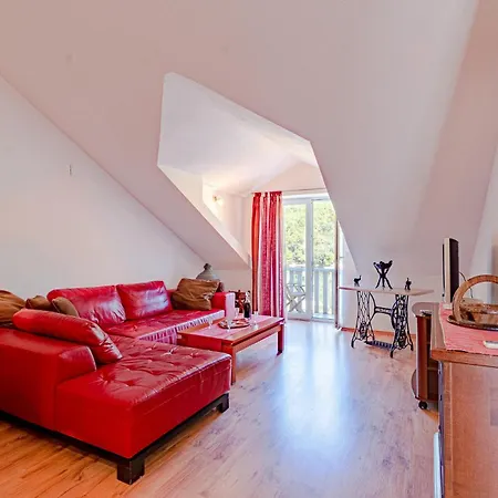 2 Bedroom Beautiful In Apartman Ston